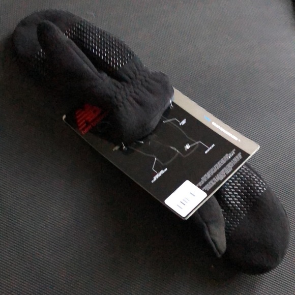 NB (L) heavy weight fleece mittens - Picture 7 of 9